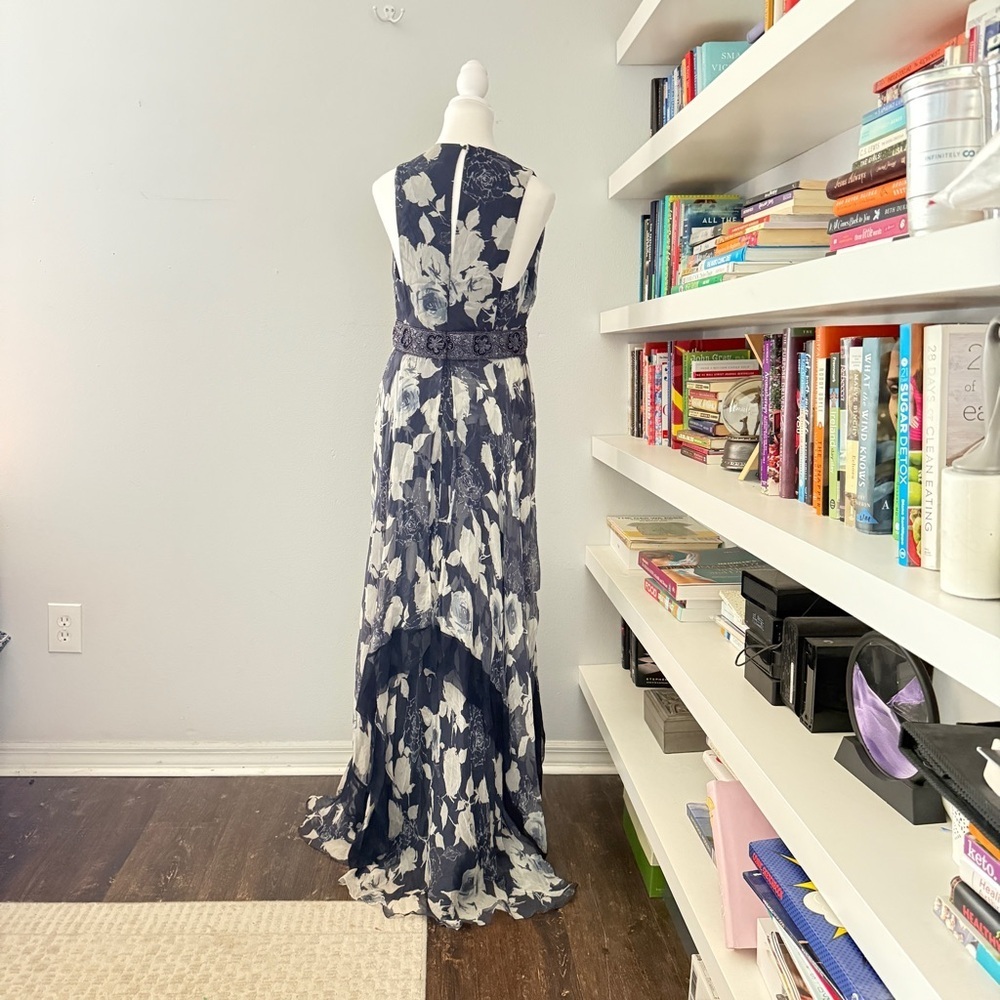 Teri Jon Richard Freeman Silk Elegant Navy and White Maxi Dress medium - Picture 6 of 15